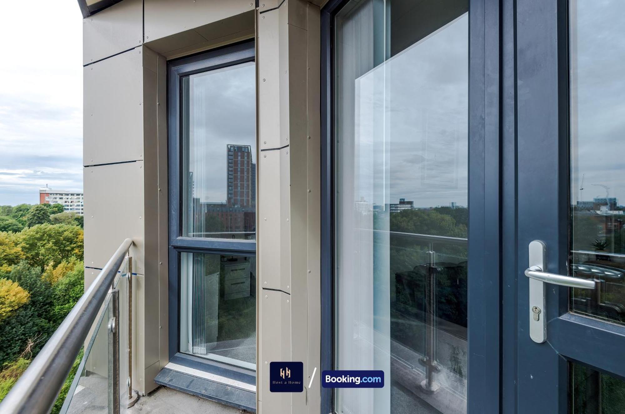 Modern 1 Bed With Balcony By Host A Апартаменты
