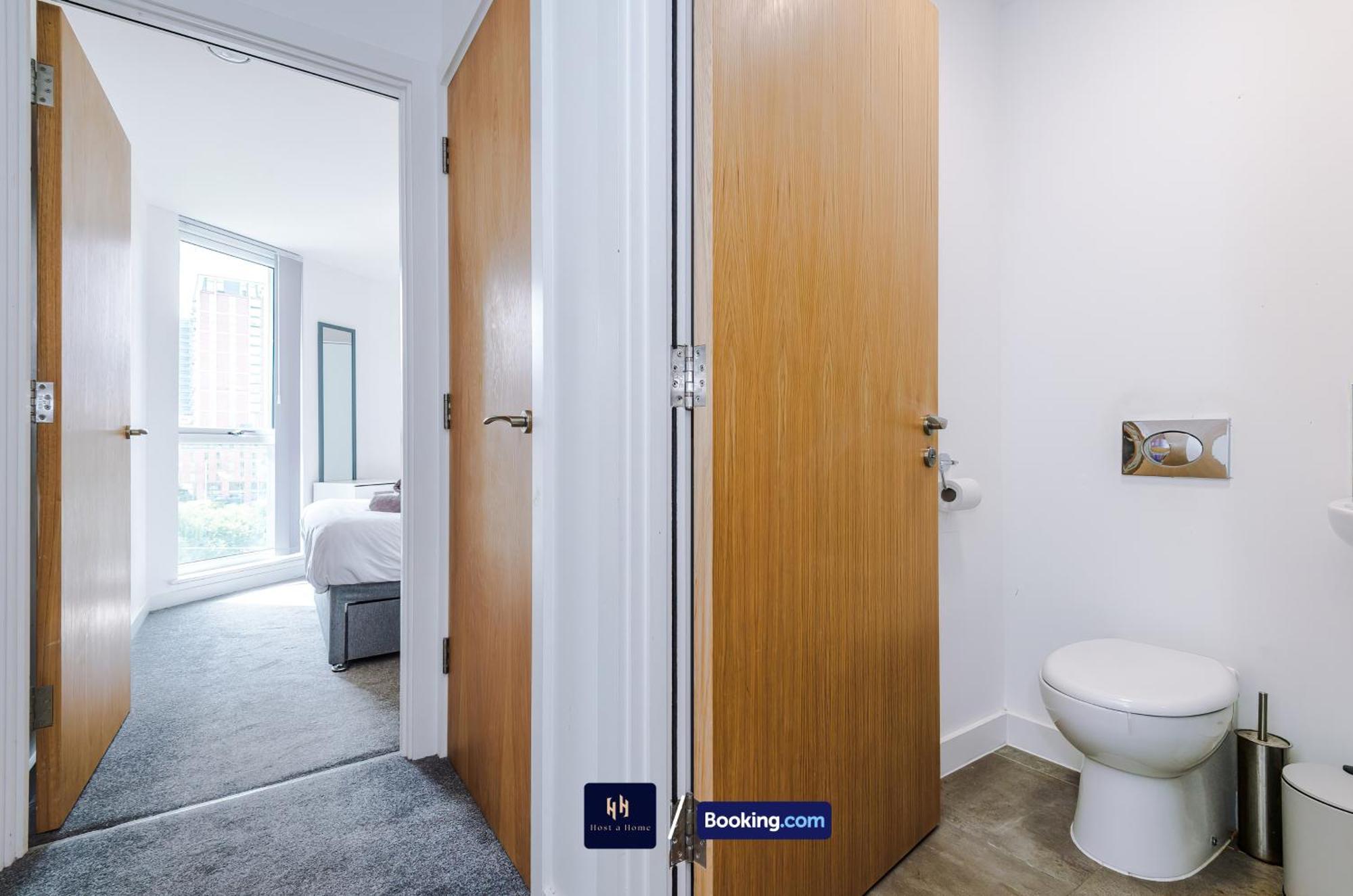 Modern 1 Bed With Balcony By Host A Апартаменты